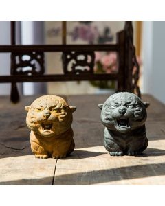 Buddha Stones Handmade Mini Roaring Tiger Iron Powder Rust Cast Resin Statue Home Decoration - Polished Version 7.5*5.5cm