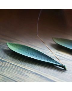 Buddha Stones Willow Leaf Healing Ceramic Stick Incense Burner Decoration - Withered Willow Leaf 25.5*5*1cm