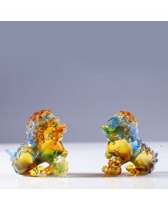 Buddha Stones Handmade Liuli Crystal Lion Art Piece Strength Home Office Decoration - A Pair of Gold Lions